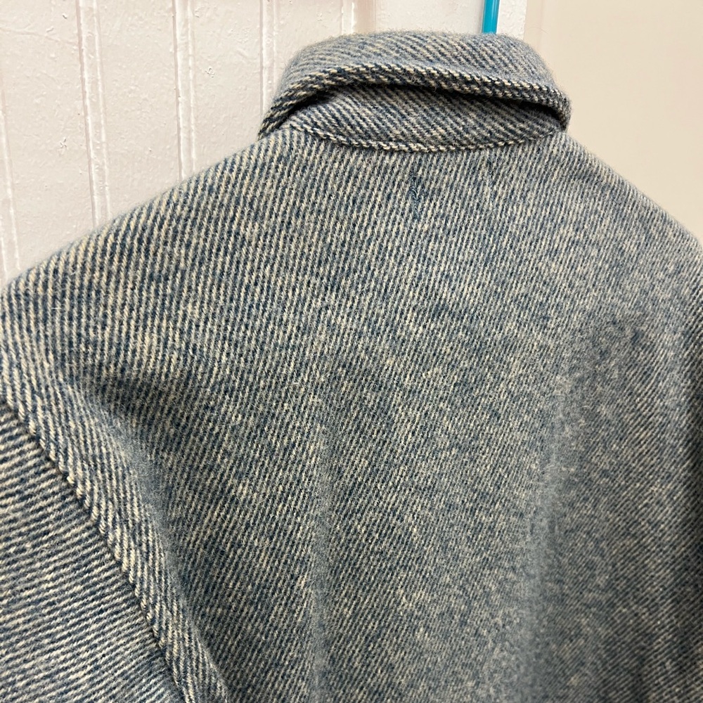 Vintage Men’s Medium Blue Wool Button Down Shirt - Picture 11 of 11